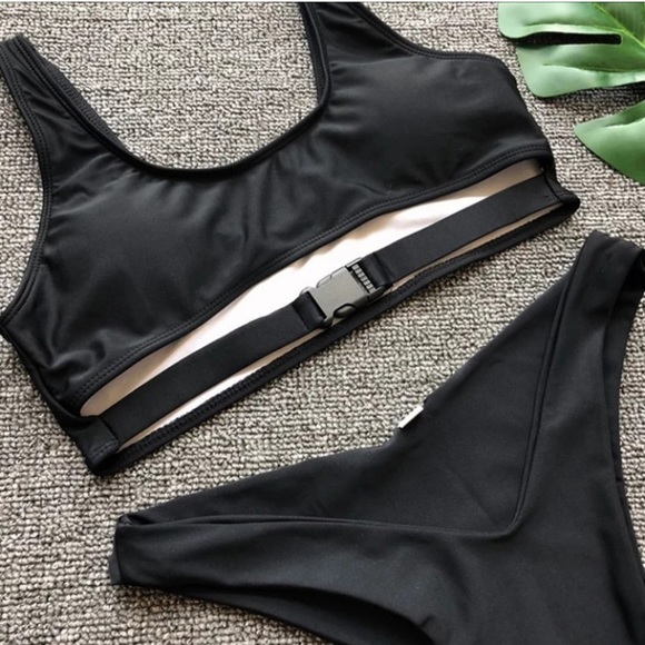 NEW! Brazilian Buckle Bikini - Picture 5 of 6